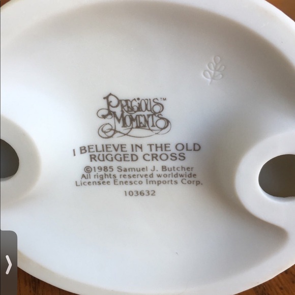 precious moments I believe in the old rugged cross porcelain figurine - Picture 2 of 3